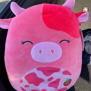 Calynda Squishmallow Cow